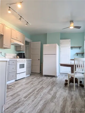 $1,700 | 366 Ashland Avenue, Buffalo, NY 14222