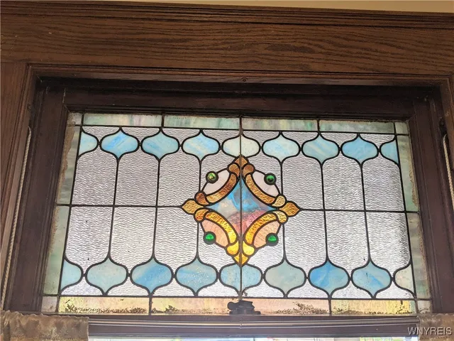 $1,700 | 366 Ashland Avenue, Buffalo, NY 14222