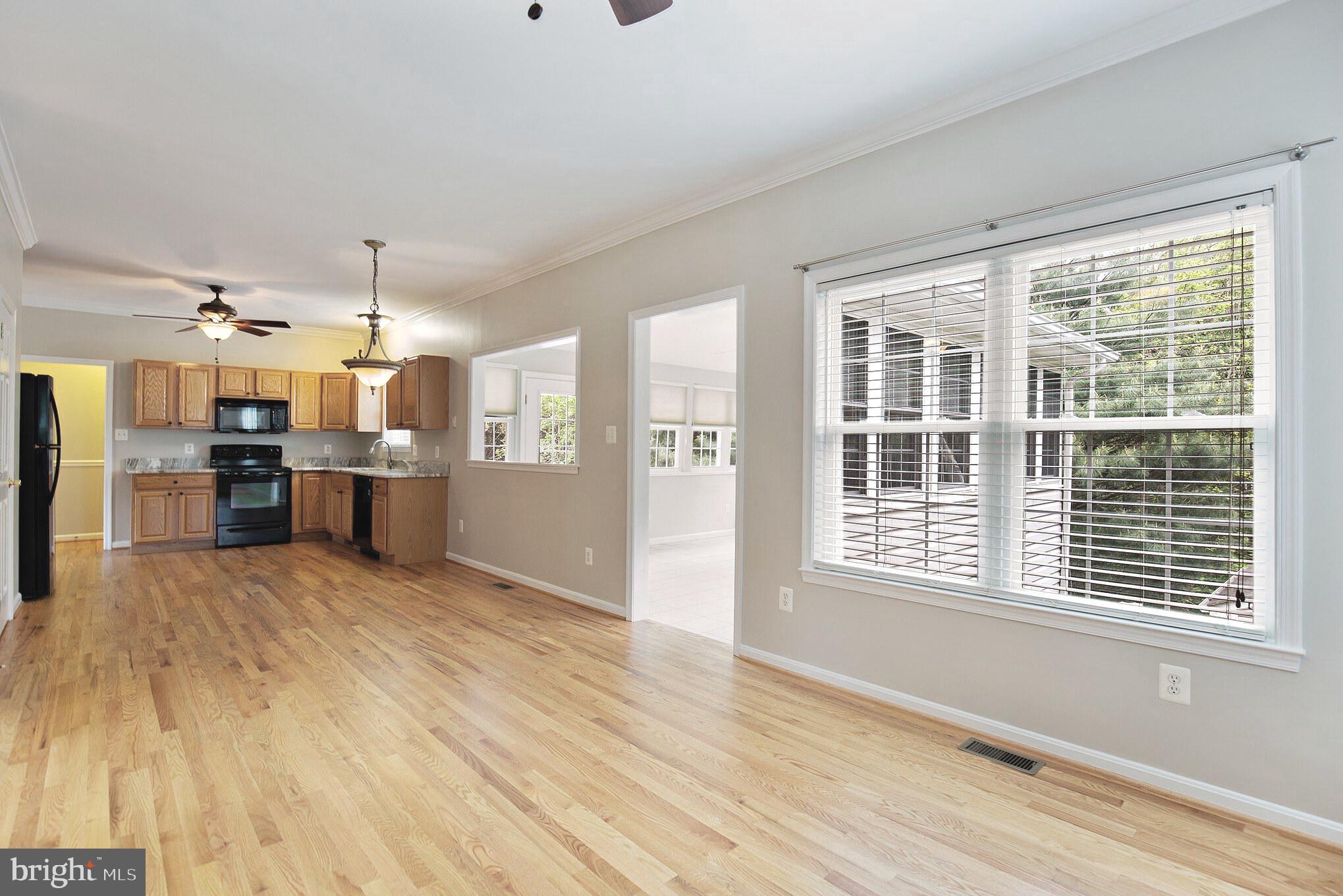 85 Grovefield Lane Owings, MD 20736 - Photo 4 of 40