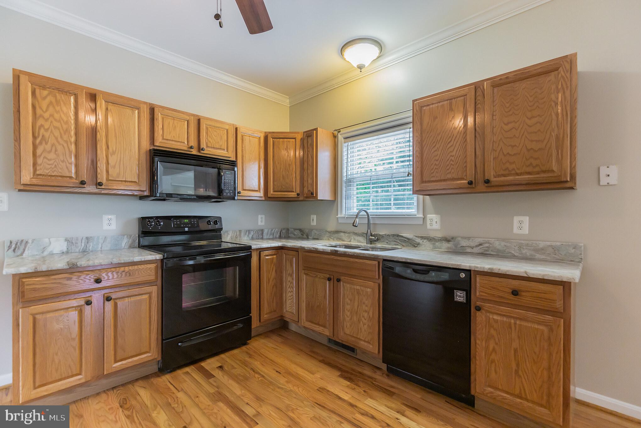 85 Grovefield Lane Owings, MD 20736 - Photo 6 of 40