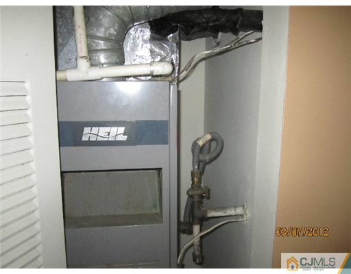 231 Edpas Road New Brunswick, NJ 08901 - Photo 9 of 10 a close view of door lock