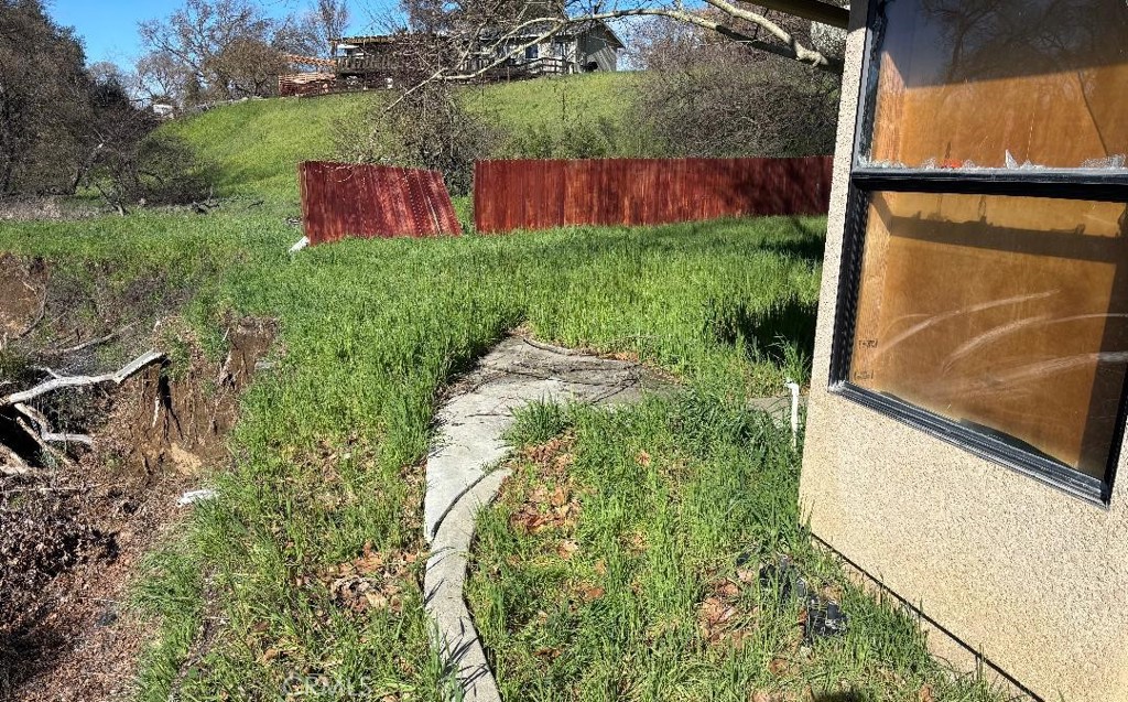 1210 San Ramon Road Atascadero, CA 93422 - Photo 5 of 21 a view of backyard with green space