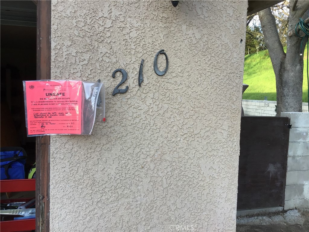 1210 San Ramon Road Atascadero, CA 93422 - Photo 6 of 21 a bathroom with a shower