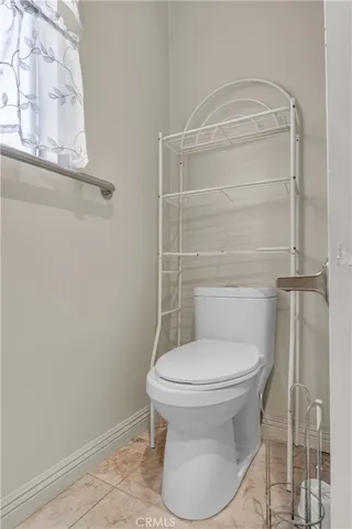 $764,900 | 9415 Annetta Avenue, South Gate, CA 90280