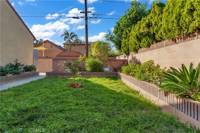 $764,900 | 9415 Annetta Avenue, South Gate, CA 90280