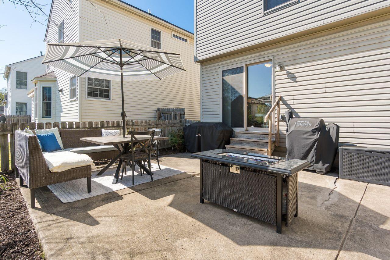 337 Holly Grove Road Lewis Center, OH 43035 - Photo 43 of 50 Spacious Patio