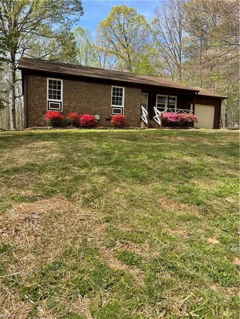 $254,900 | 1055 Brookridge Drive, Walnut Cove, NC 27052