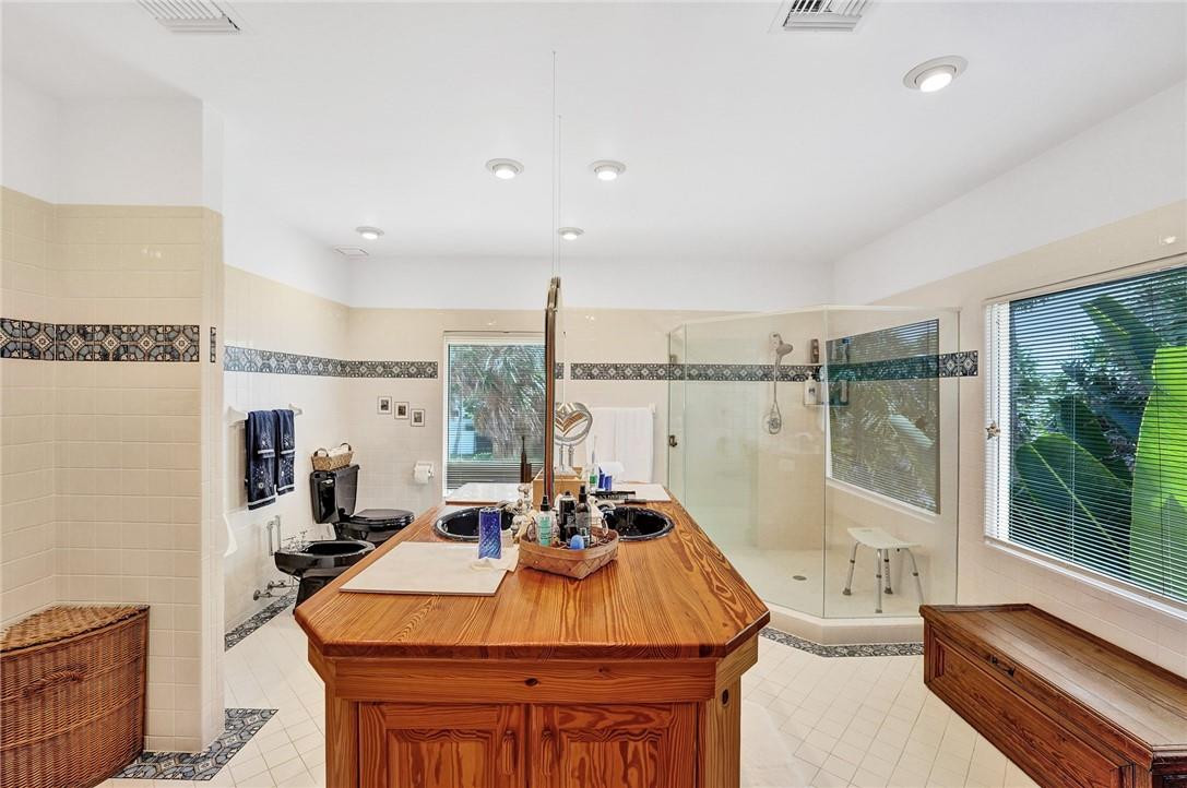 2102 Bay Drive Pompano Beach, FL 33062 - Photo 39 of 71 Photo 39