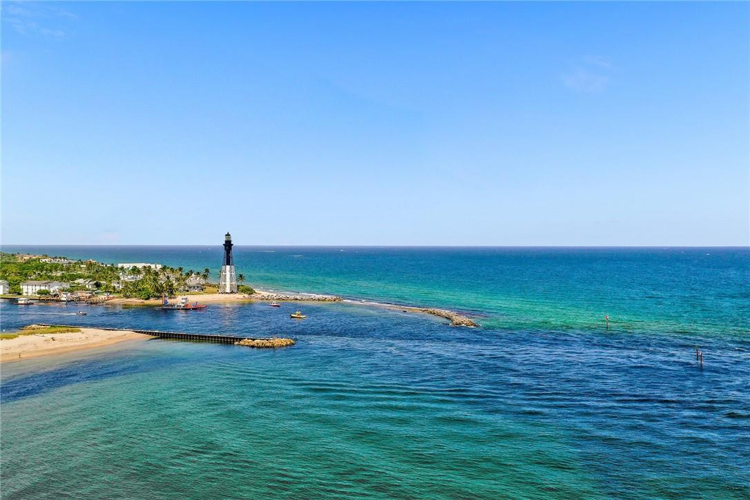 2102 Bay Drive Pompano Beach, FL 33062 - Photo 5 of 71 Photo 5