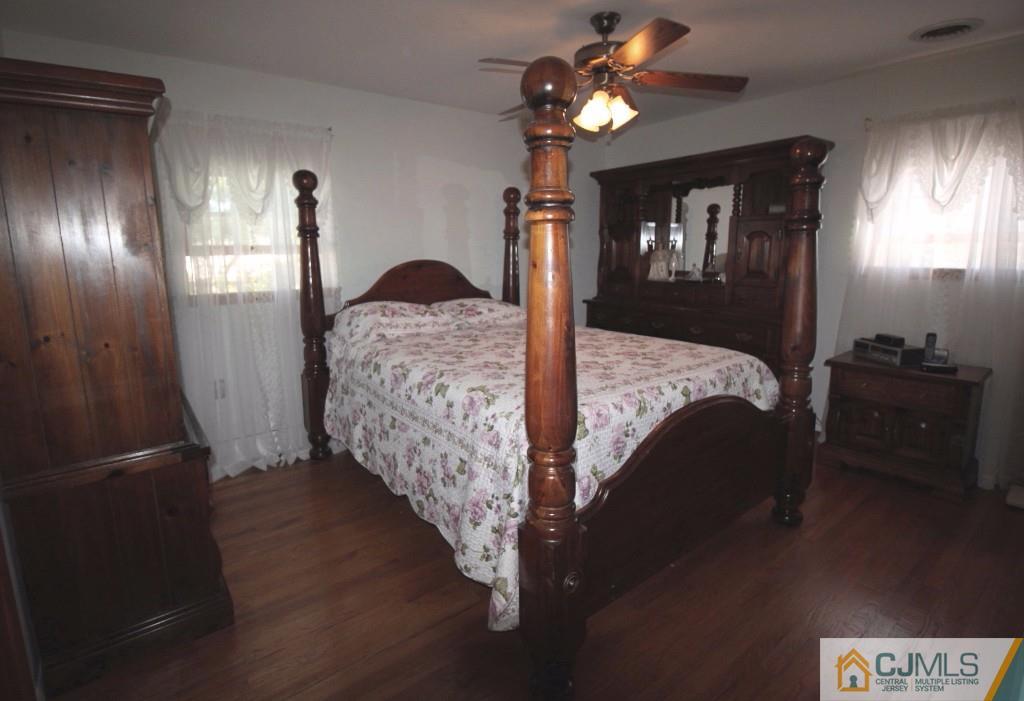 1499 Seneca Road North Brunswick, NJ 08902 - Photo 13 of 18 Gallery Image 13