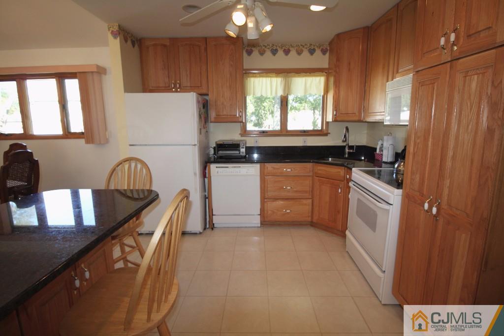 1499 Seneca Road North Brunswick, NJ 08902 - Photo 8 of 18 Gallery Image 8