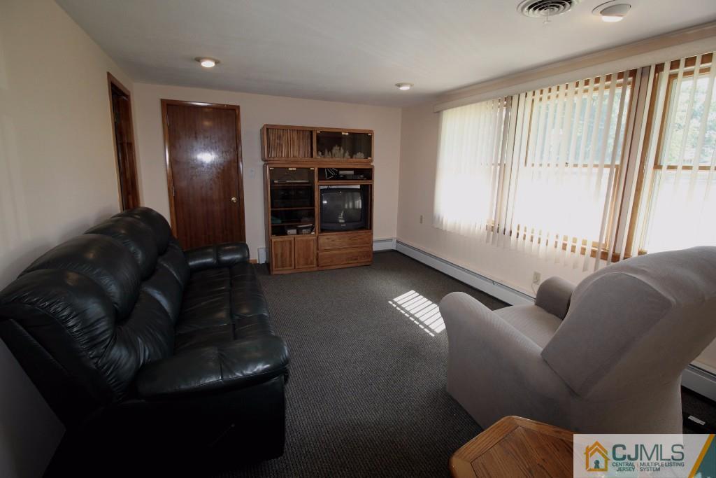 1499 Seneca Road North Brunswick, NJ 08902 - Photo 10 of 18 Gallery Image 10