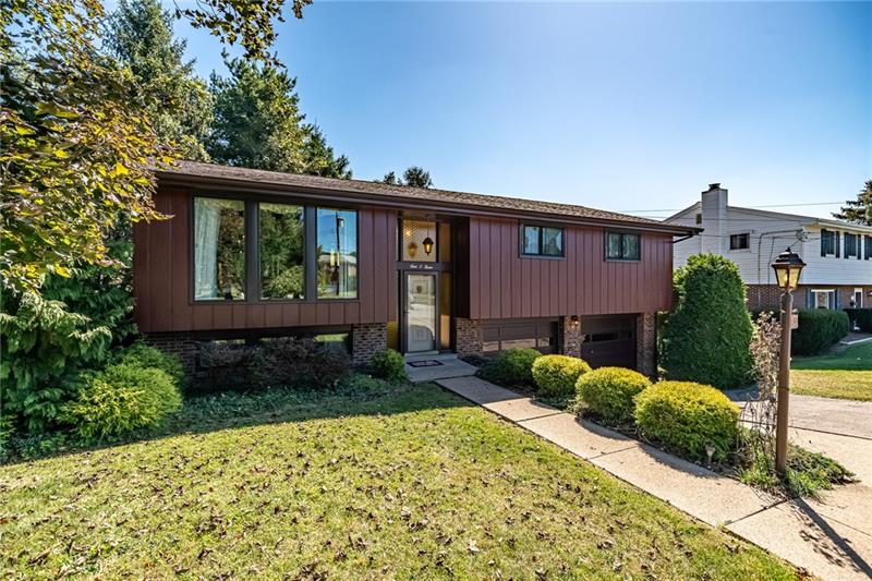 103 Locust Ridge Drive Pittsburgh, PA 15209 - Photo 2 of 24 Gallery Image 2