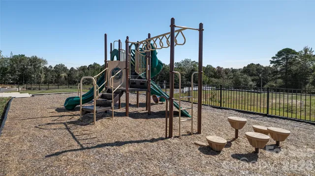 $432,000 | 15122 Puffin Court, Charlotte, NC 28215