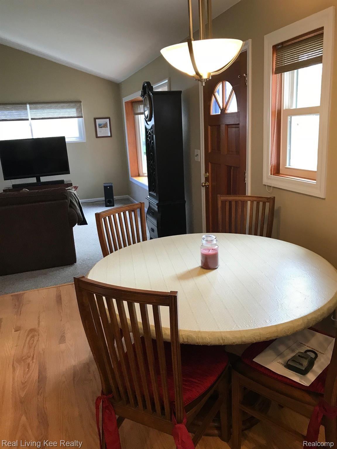 1324 Catalpa Drive Rochester, MI 48307 - Photo 12 of 45 IMG_0793.jpg