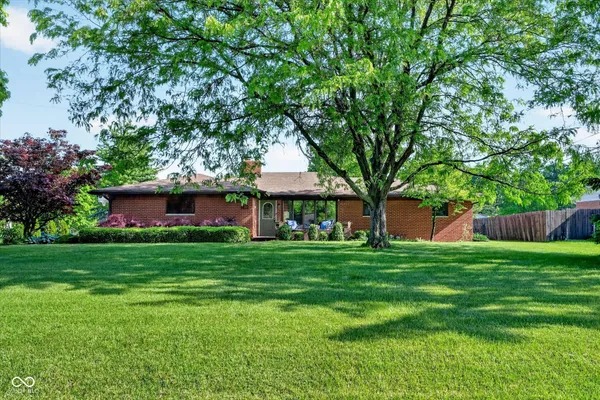 $349,900 | 2202 Fairhope Drive, Indianapolis, IN 46227
