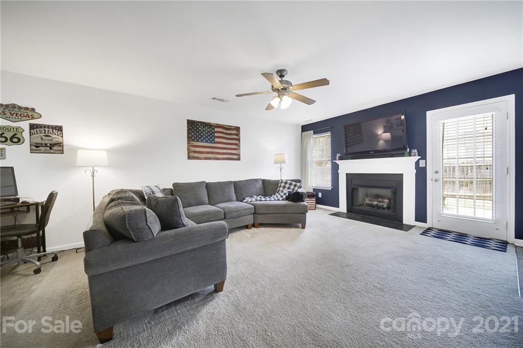 3064 Rocket Road Rock Hill, SC 29732 - Photo 6 of 36 Gallery Image 6