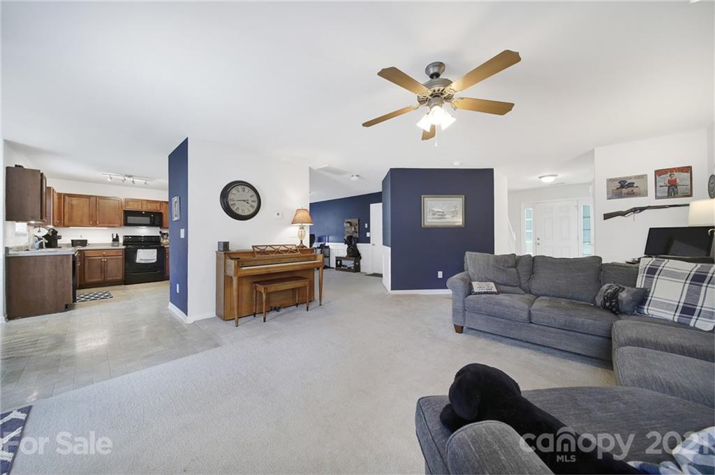 3064 Rocket Road Rock Hill, SC 29732 - Photo 8 of 36 Gallery Image 8