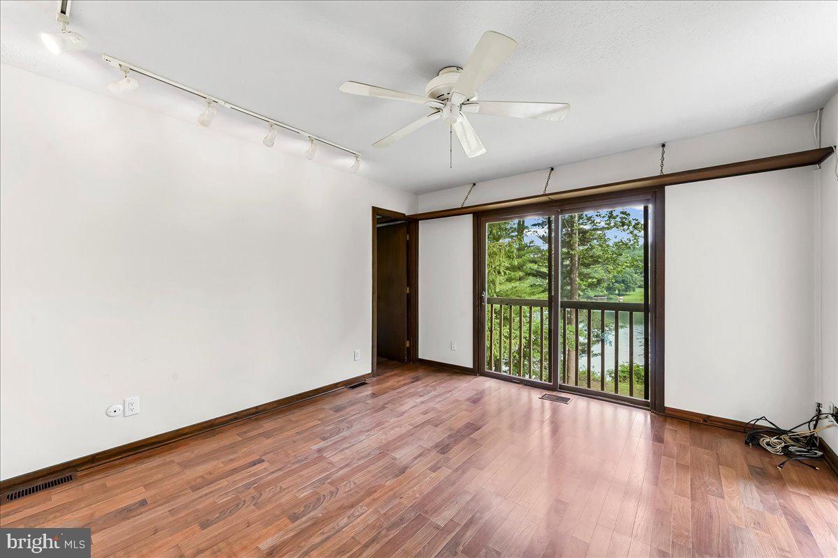 70 Heyburn Road Chadds Ford, PA 19317 - Photo 27 of 46 Media/Rec Room