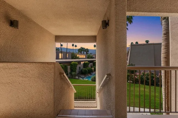 $635,000 | 45720 Club Cir Drive, Unit 285, Palm Desert, CA 92260