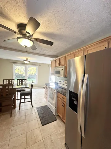 $249,900 | 623 East Old Orchard Lane, Connersville, IN 47331