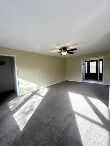 $249,900 | 623 East Old Orchard Lane, Connersville, IN 47331