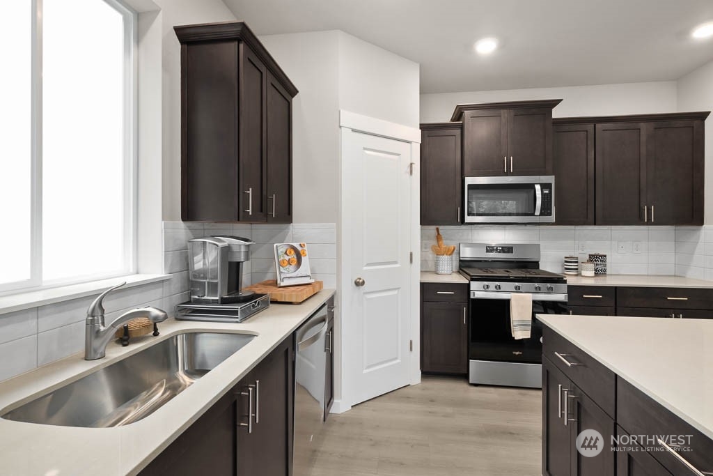 5940 Addison Road Southwest, Unit 136 Port Orchard, WA 98367 - Photo 17 of 35 Gallery Image 17