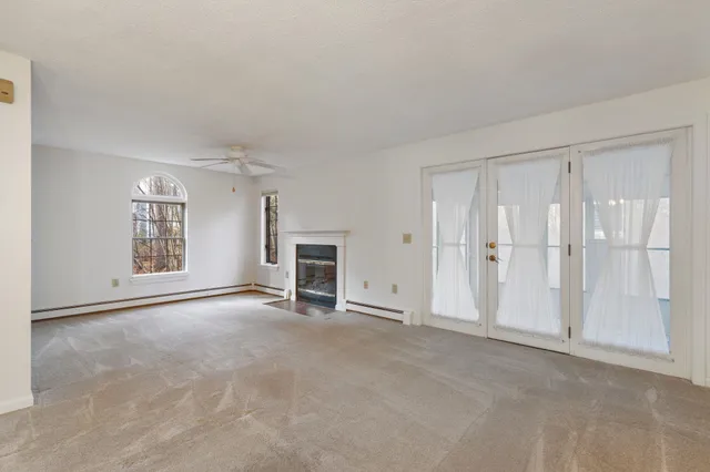 $445,000 | 380 Ocean Road, Unit 9, Portsmouth, NH 03801