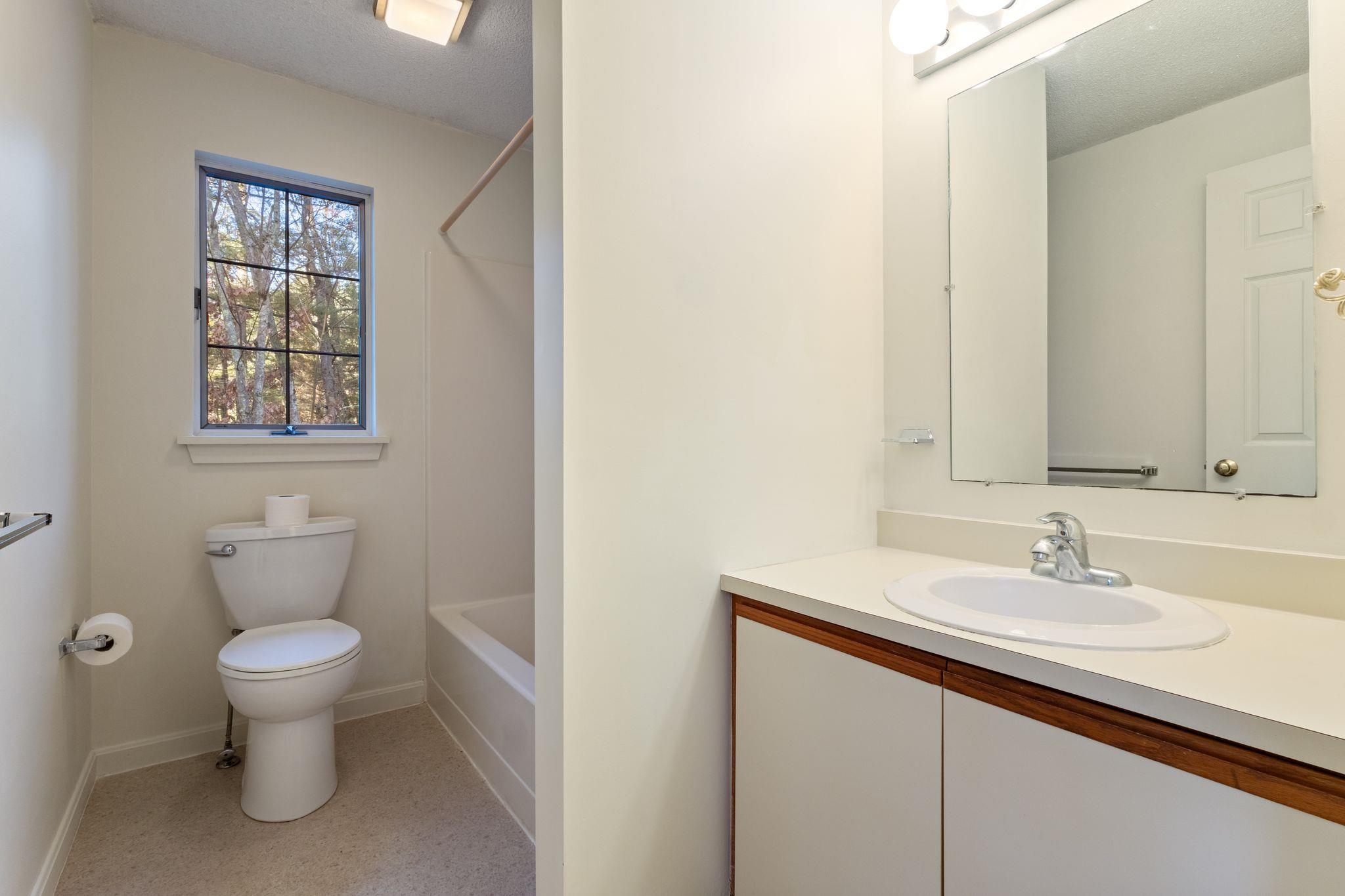 380 Ocean Road, Unit 9 Portsmouth, NH 03801 - Photo 16 of 26