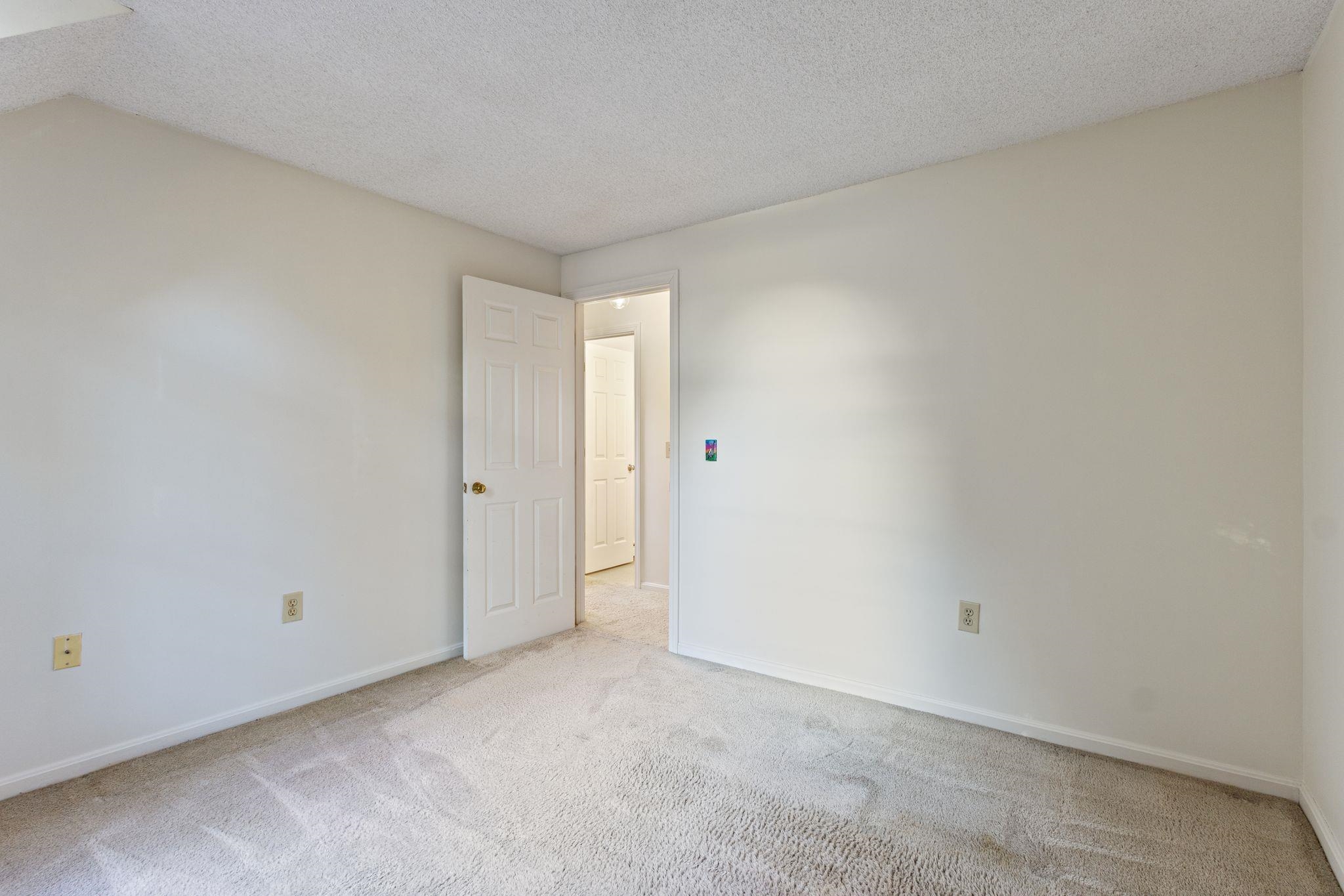 380 Ocean Road, Unit 9 Portsmouth, NH 03801 - Photo 18 of 26