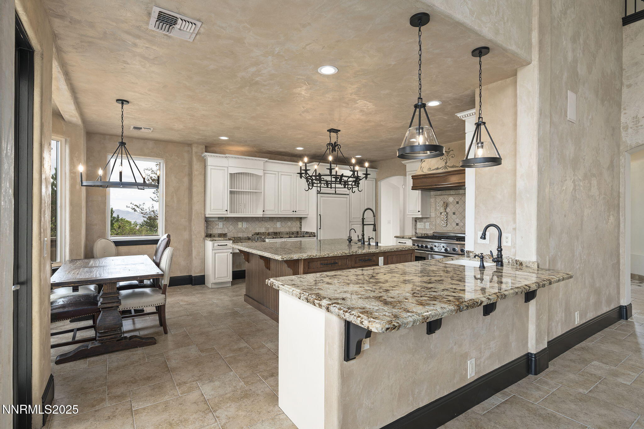 3653 Spirit Bluff Court Reno, NV 89511 - Photo 11 of 46