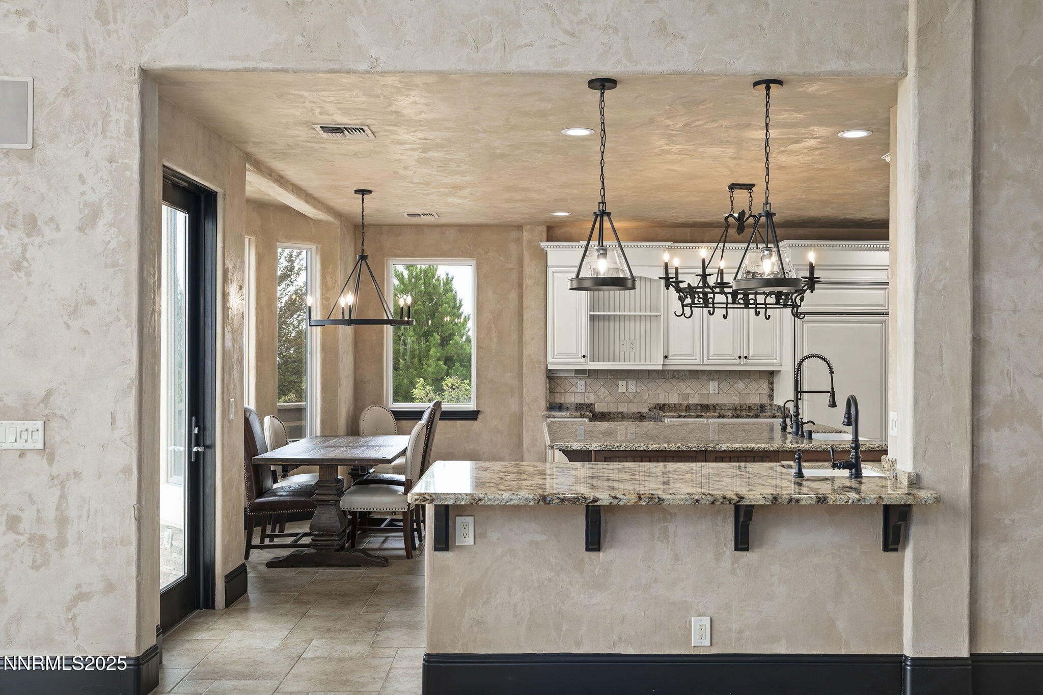 3653 Spirit Bluff Court Reno, NV 89511 - Photo 10 of 46 12-web-or-mls-_DSC4855