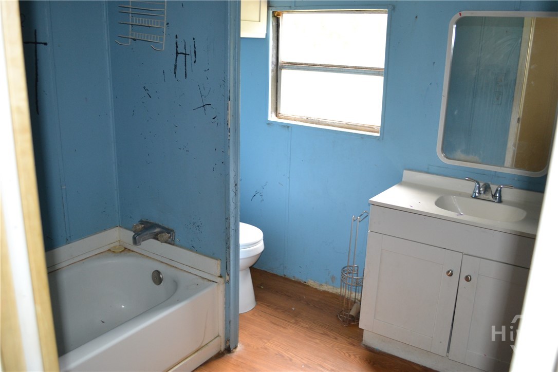 343 Whitaker Road Clyo, GA 31303 - Photo 16 of 16 Hall Bath