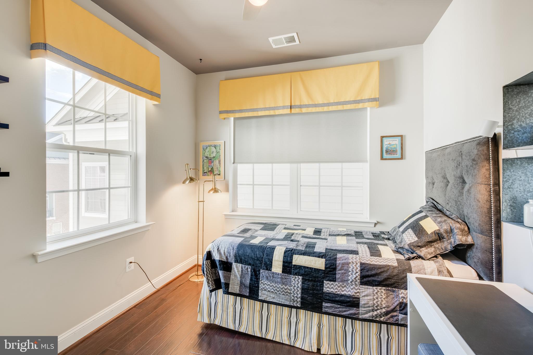 51 Linden Place Towson, MD 21286 - Photo 14 of 23 Bedroom #3 w/ Electric Blinds