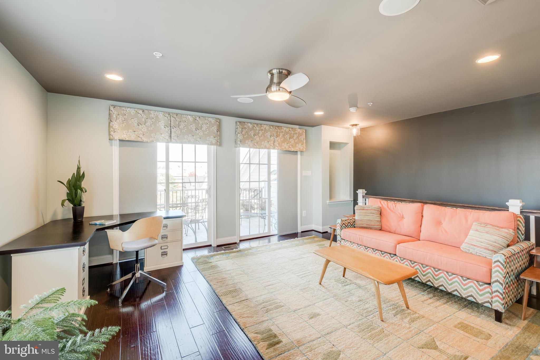 51 Linden Place Towson, MD 21286 - Photo 20 of 23 4th Floor Bedroom