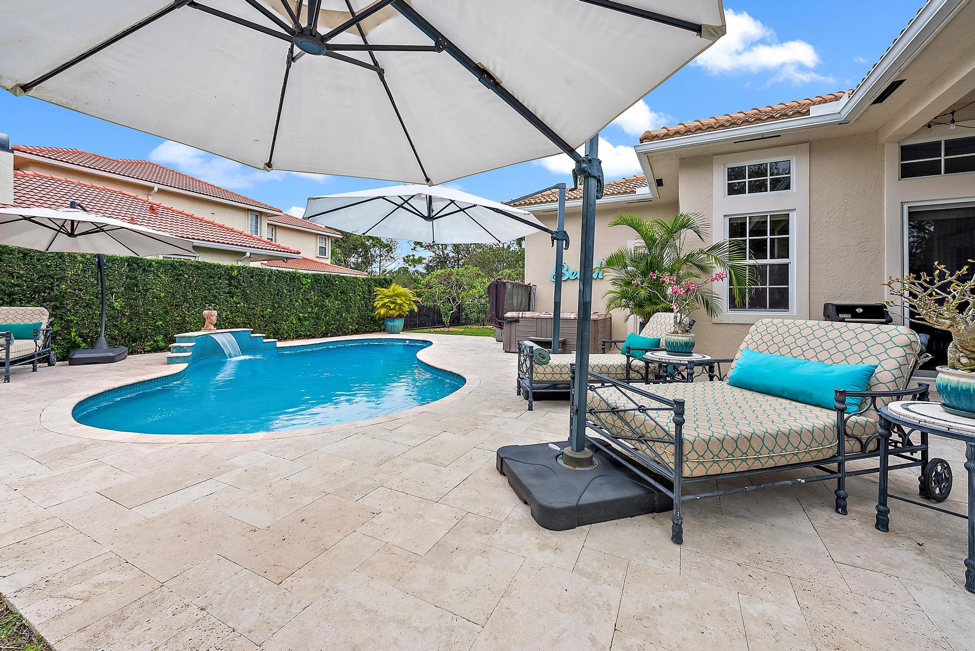 119 Via Castilla Jupiter, FL 33458 - Photo 29 of 52 119 Via Castilla-11