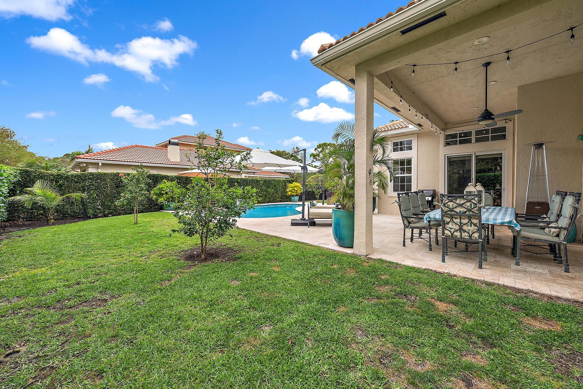 119 Via Castilla Jupiter, FL 33458 - Photo 41 of 52 119 Via Castilla-19