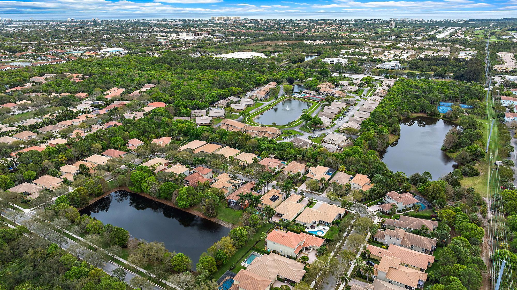 119 Via Castilla Jupiter, FL 33458 - Photo 47 of 52 119 Via Castilla-29