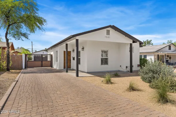$699,900 | 1501 East Earll Drive, Phoenix, AZ 85014