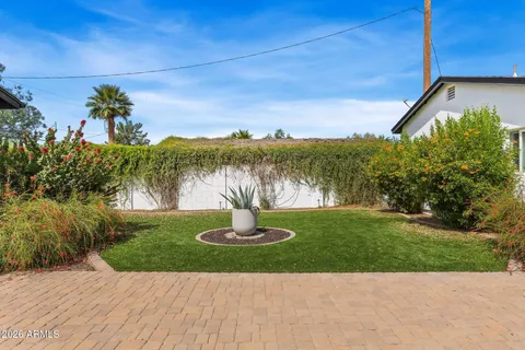 $699,900 | 1501 East Earll Drive, Phoenix, AZ 85014