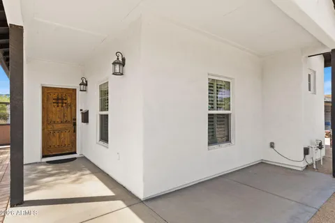 $699,900 | 1501 East Earll Drive, Phoenix, AZ 85014