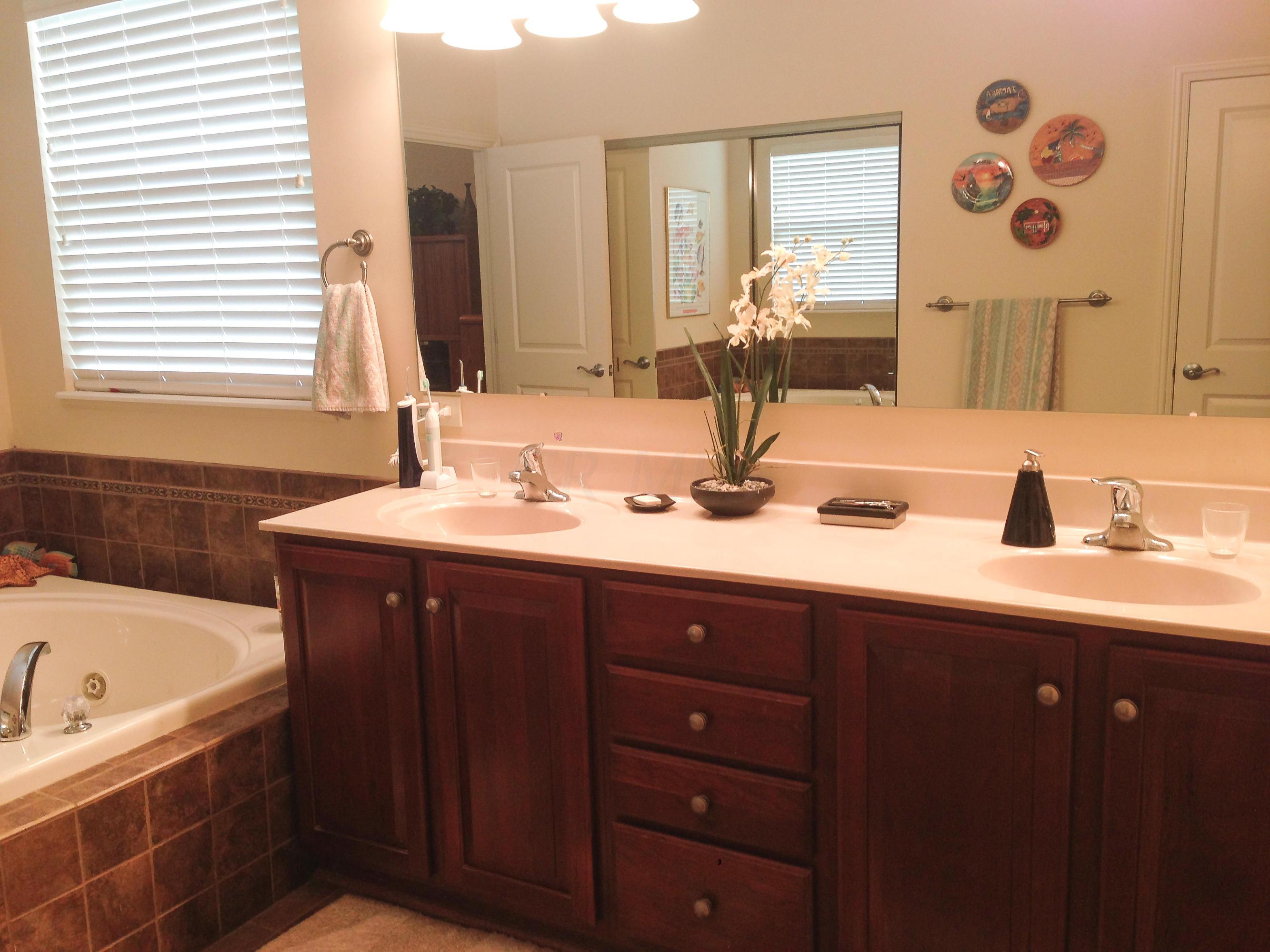 261 Halverston Road Powell, OH 43065 - Photo 16 of 32 Gallery Image 16