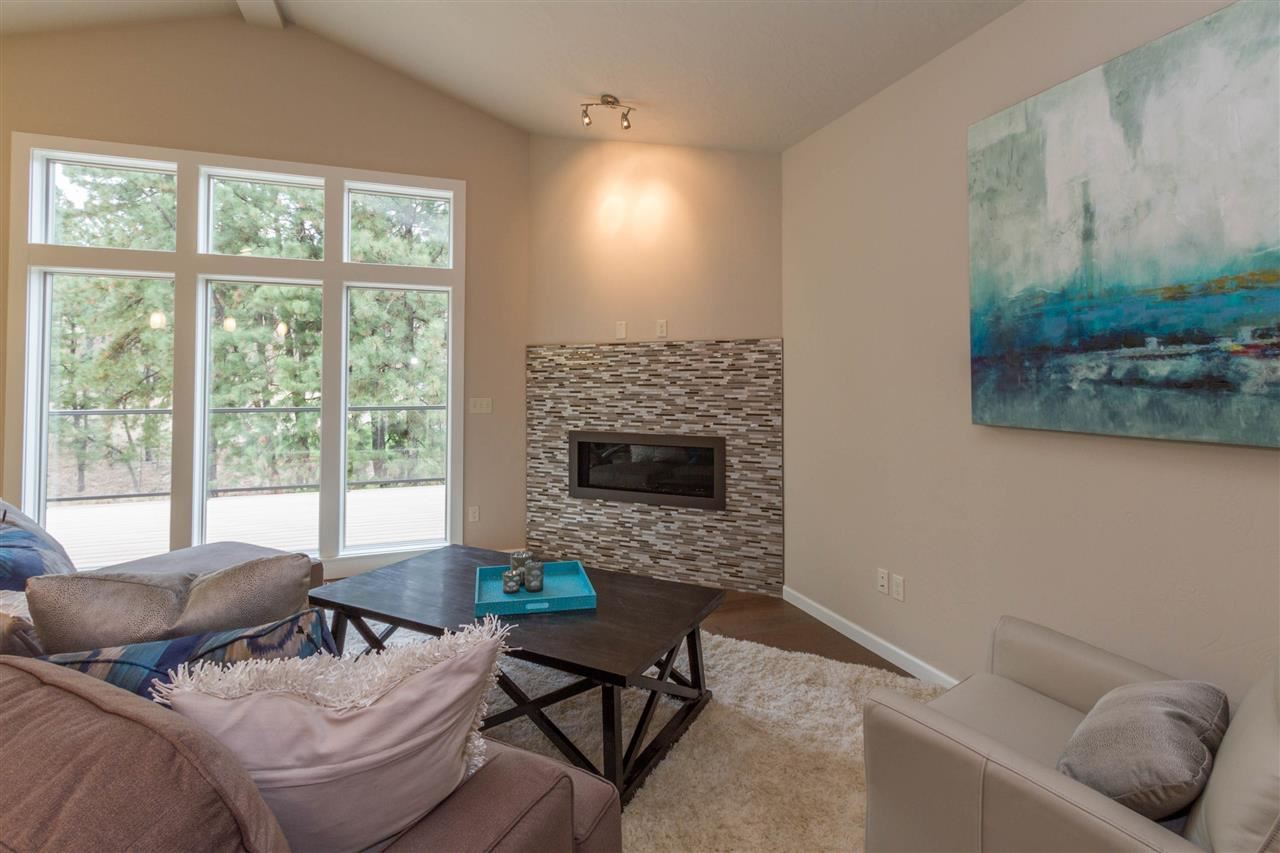 5512 North Radium Lane Spokane, WA 99217 - Photo 8 of 13