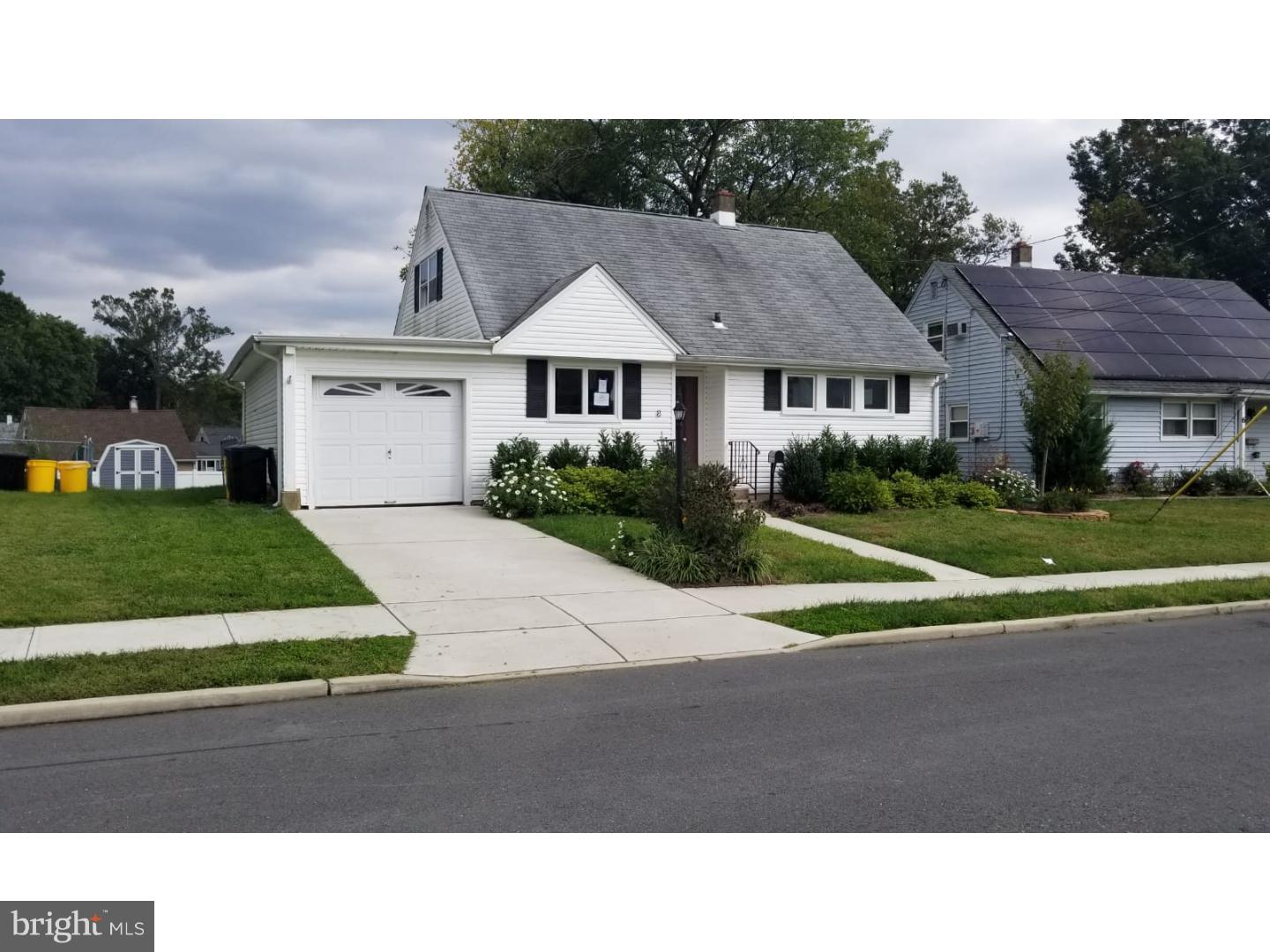 8 Ithaca Court Hamilton, NJ 08690 - Photo 2 of 16 Exterior Front