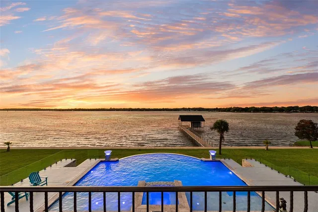 $5,500,000 | 14392 Ridge Lane, Malakoff, TX 75148