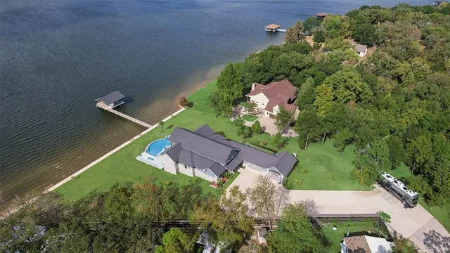 $5,500,000 | 14392 Ridge Lane, Malakoff, TX 75148