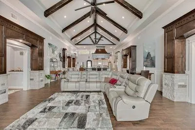 a view of entryway with a rug