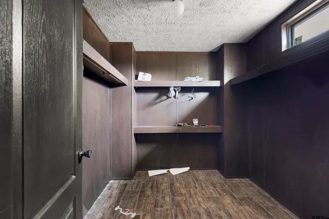 $350,000 | 112 County Road 4716, Ben Wheeler, TX 75754