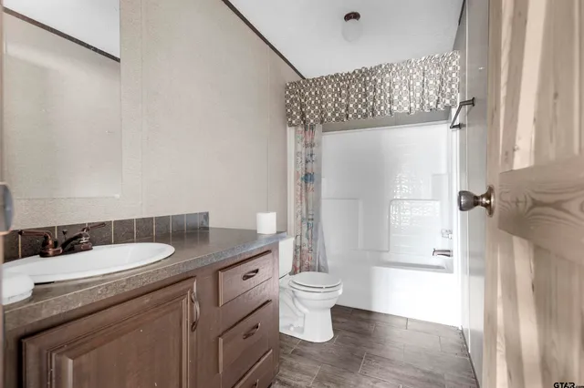 $350,000 | 112 County Road 4716, Ben Wheeler, TX 75754