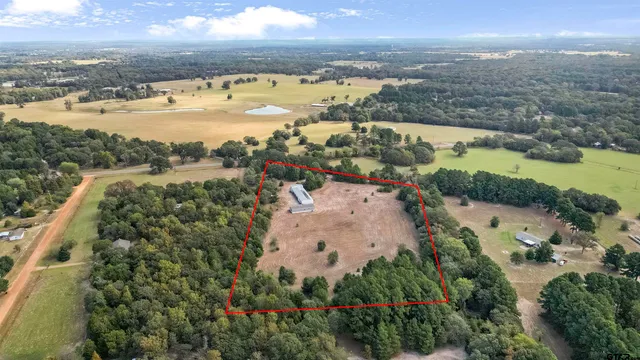 $350,000 | 112 County Road 4716, Ben Wheeler, TX 75754